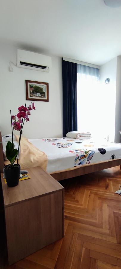 Vila Sentic Vranje Ngoại thất bức ảnh