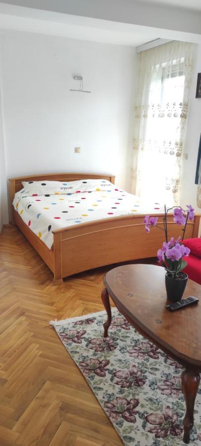 Vila Sentic Vranje Ngoại thất bức ảnh