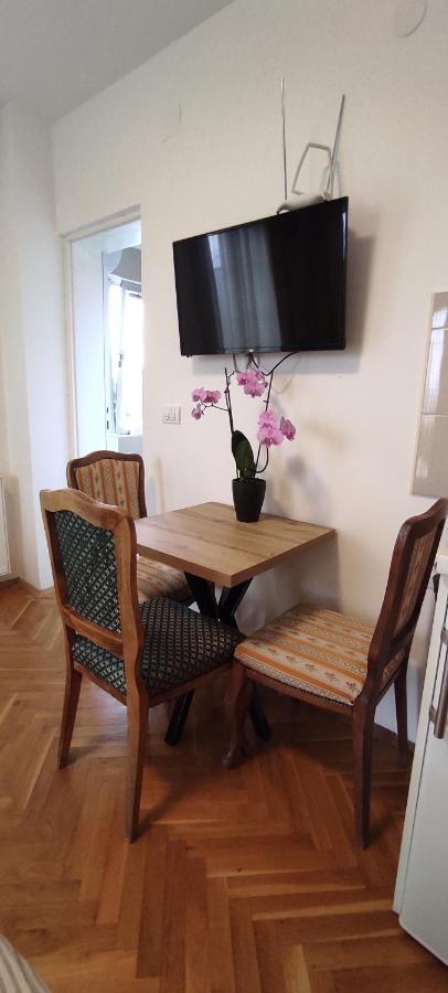 Vila Sentic Vranje Ngoại thất bức ảnh